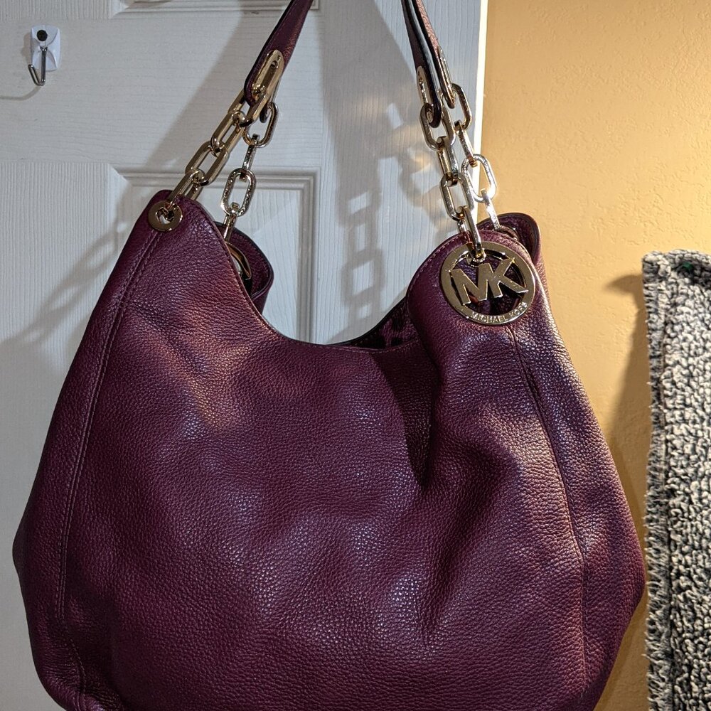 MICHAEL KORS FULTON SHOULDER HANDBAG MERLOT LEATHER GOLD HARDWARE